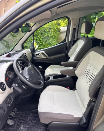Citroen Berlingo cena 28999 przebieg: 231540, rok produkcji 2013 z Rumia małe 529
